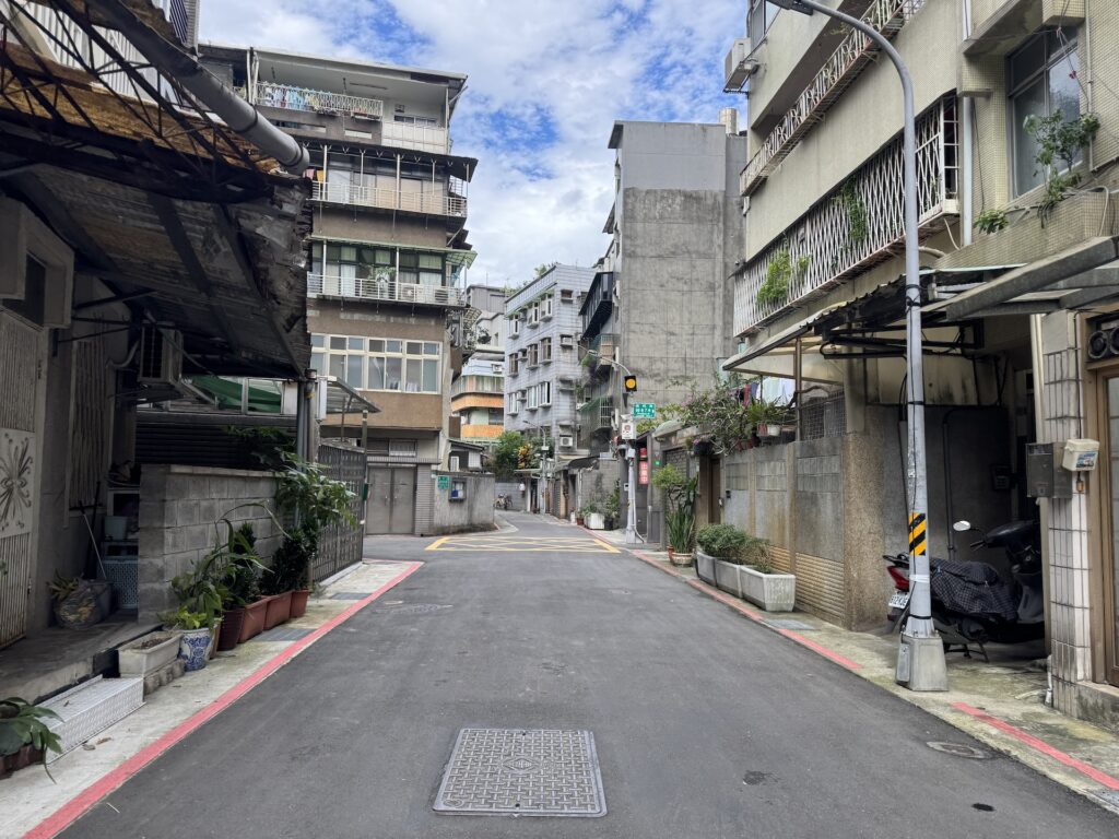 林記牛肉麵附近的安靜巷弄街景