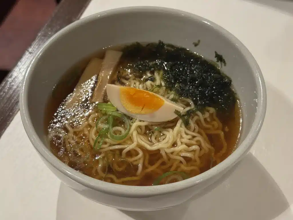 Dormy inn 的拉麵宵夜。