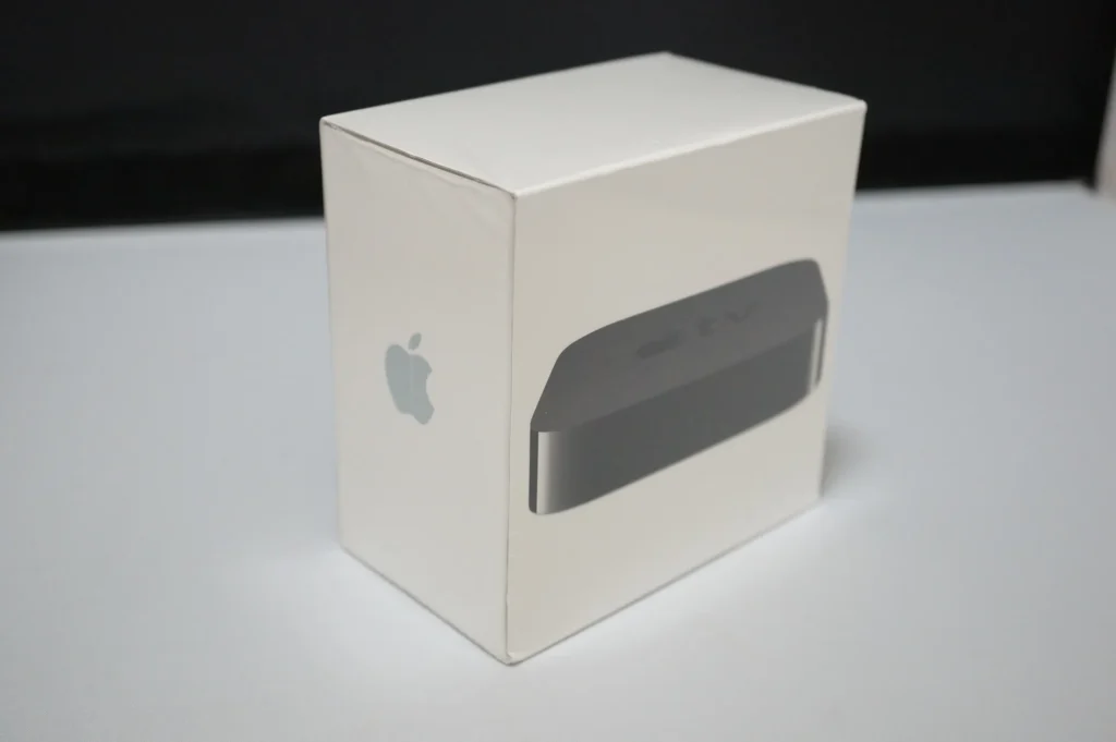 Apple TV 第 2 代白色外盒