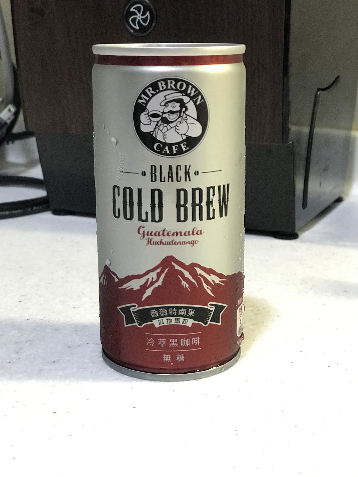 伯朗冷萃無糖黑咖啡的品嚐心得