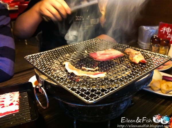 神牛炭火日式燒肉 店內環境