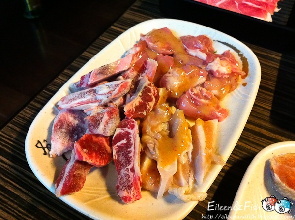 神牛炭火日式燒肉 用餐空間