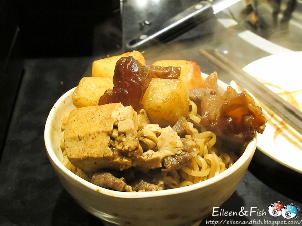 馬辣頂級鴛鴦火鍋 用餐空間
