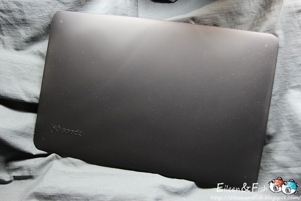 Speck See Thru SATIN 店內環境