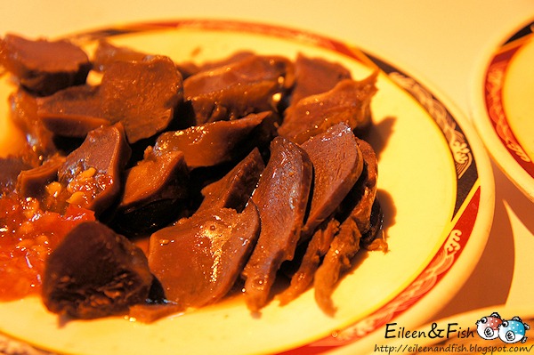 華亭街豬腳麵　招牌料理