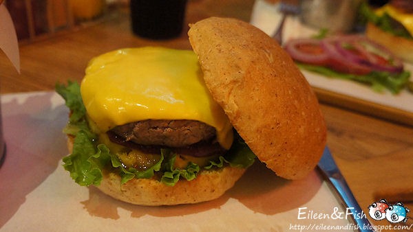 1885 Burger Store‎ 二　用餐空間