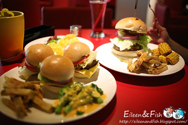 Nemo Burgers 用餐空間