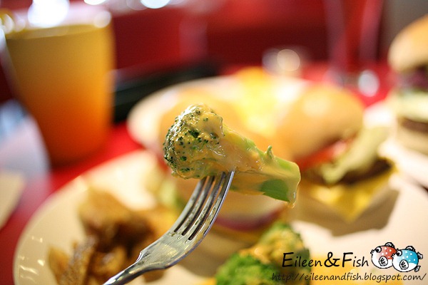 Nemo Burgers 菜單