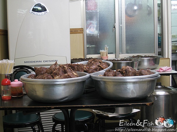 IMG_0340 老張牛肉麵店 用餐空間