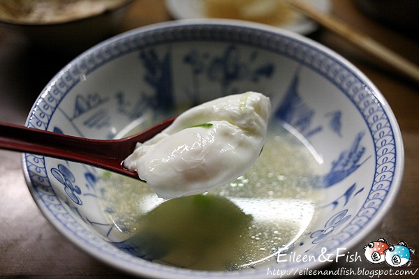 金華炸醬麵店 用餐空間
