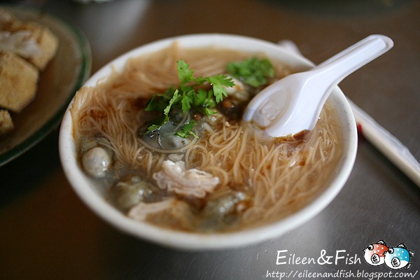 現燙蚵仔麵線 店內環境