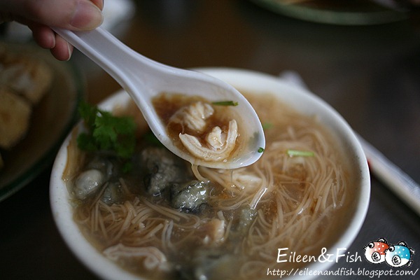 現燙蚵仔麵線 美食特寫