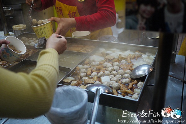 頂級甜不辣一碗甜不辣、貢丸、豬血糕、油豆腐和蘿蔔｜台北小吃推薦