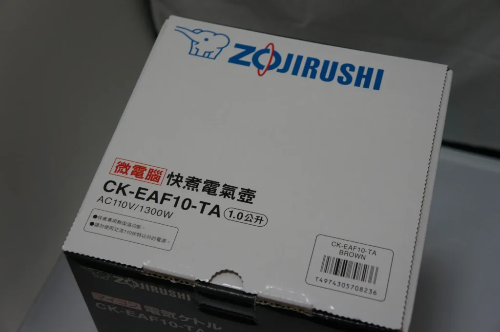 象印快煮電氣壺台灣外箱,標示 CK-EAF10-TA、1.0 公升、AC110V/1300W