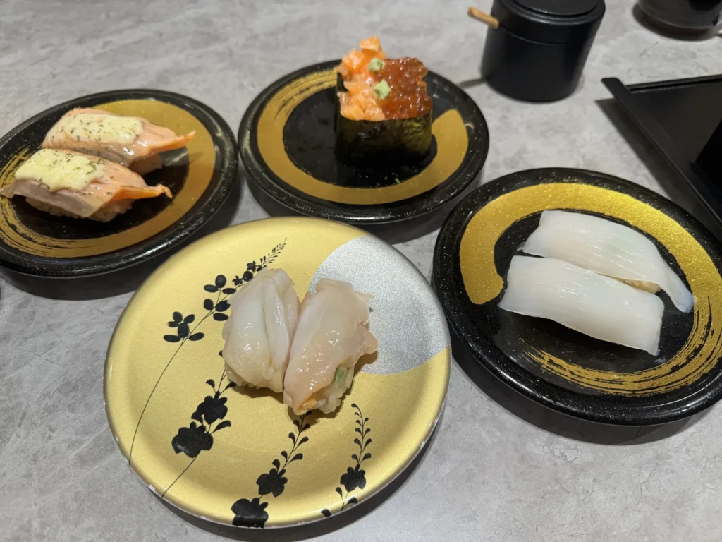 臨空城 Outlet 下午吃的幾盤握壽司